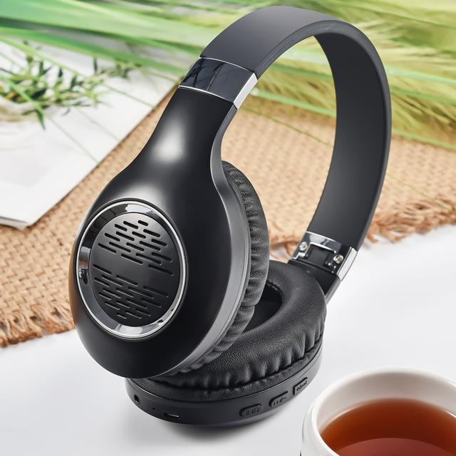 Noise Cancelling Headphones